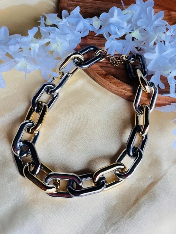 western chain necklace