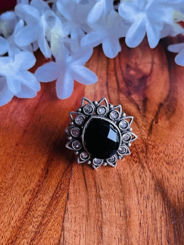 adjustable-black-stone-oxidised-ring