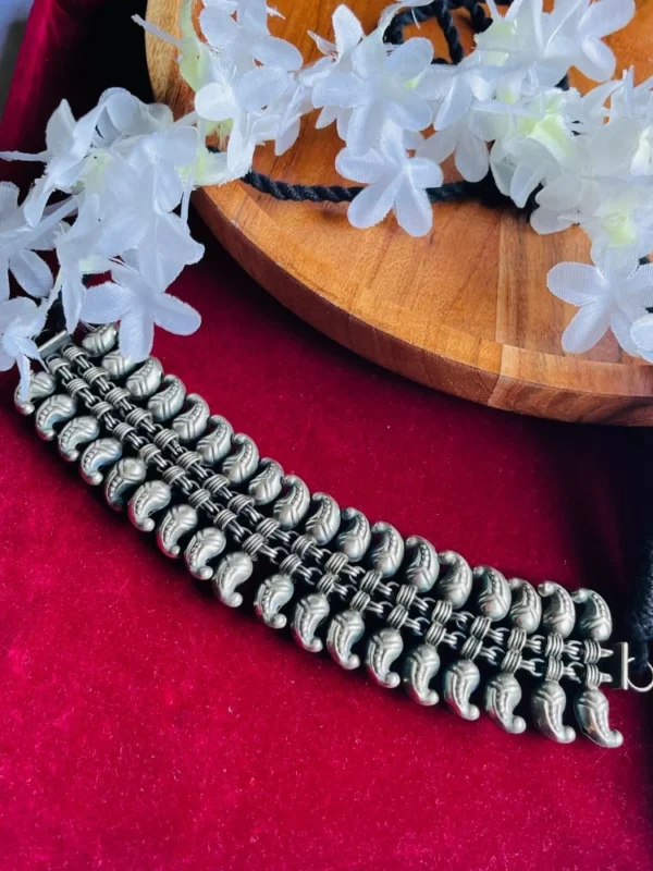 antique-solid-silver-kolahpuri-choker