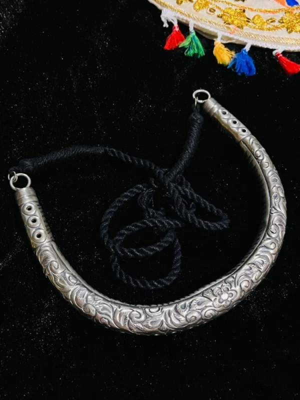 premium-silver-necklace