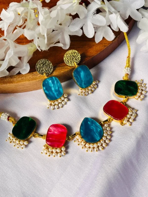 multicolor-brass-jewellery-set