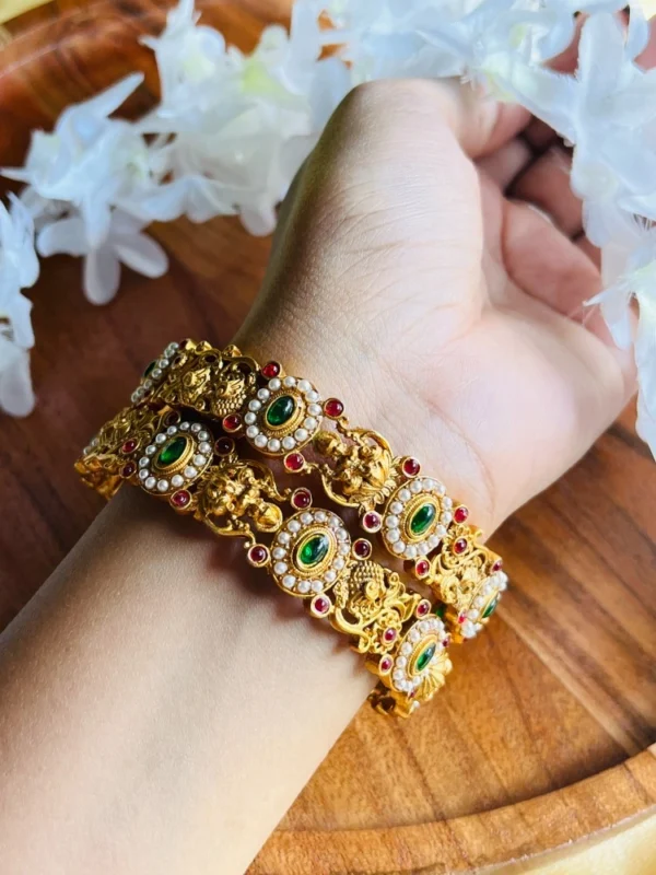 green-red-stone-temple-bangles