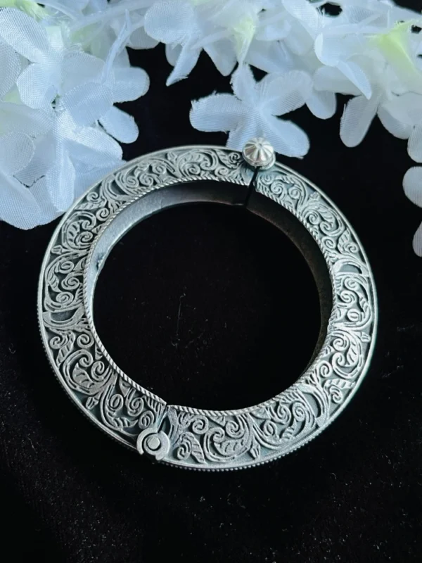 silver-replica-bangle