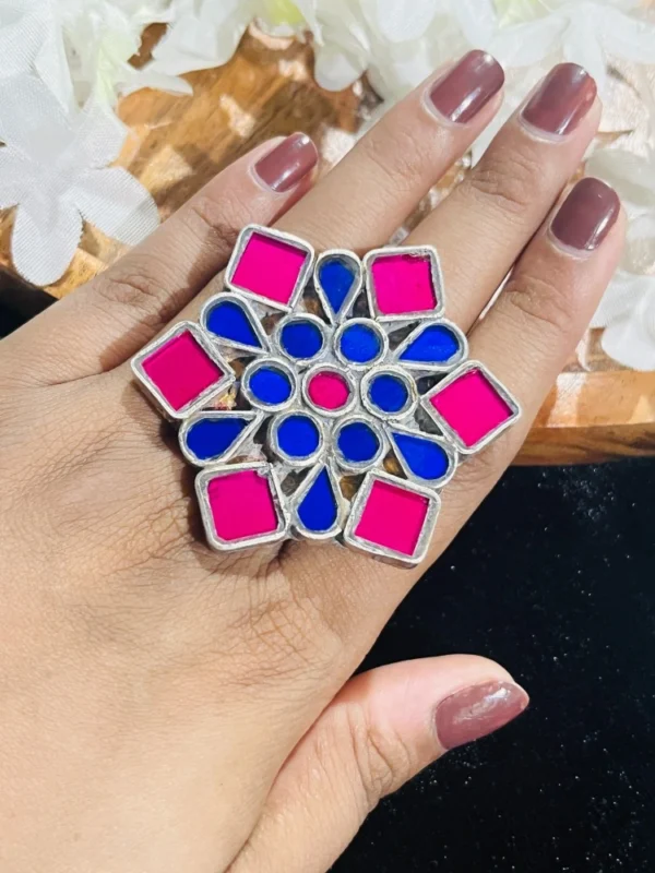 pink-blue-finger-ring