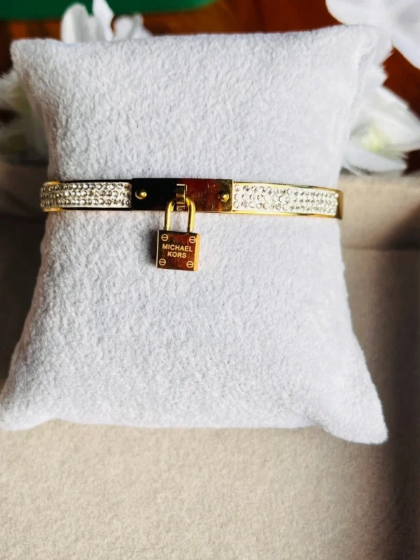 western-brand-inspired-bracelet