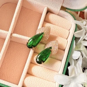 green-crystal-stone-earrings