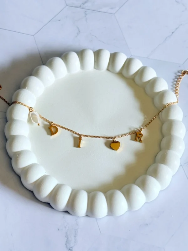 brand-inspired-bracelet