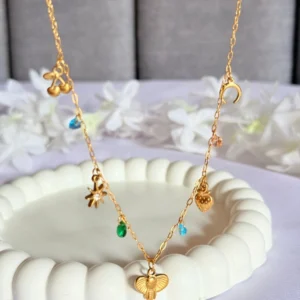 crystal-western-charm-golden-necklace