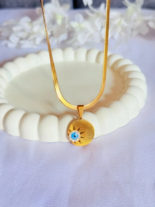 golden-evil-eye-pendant-necklace