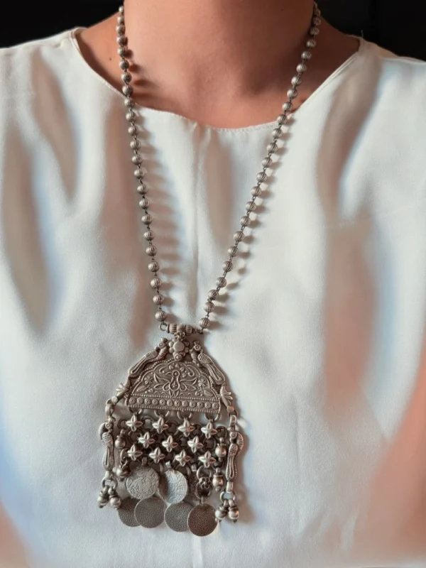peacock-long-silver-plated-necklace