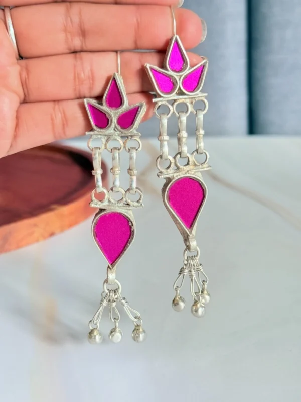 pink-glass-silver-earrings