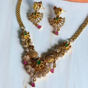 golden-peacock-stone-choker-set