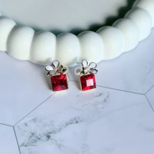 red-stone-flower-western-studs