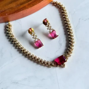 red-unique-sleek-choker-set