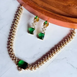 sleek-green-ad-choker-set