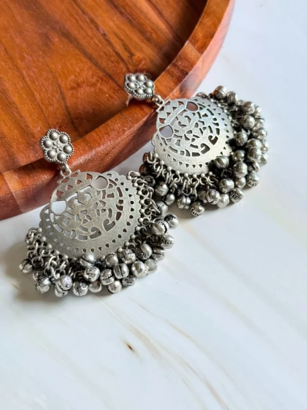 trending-silver-oxidised-drop-earrings