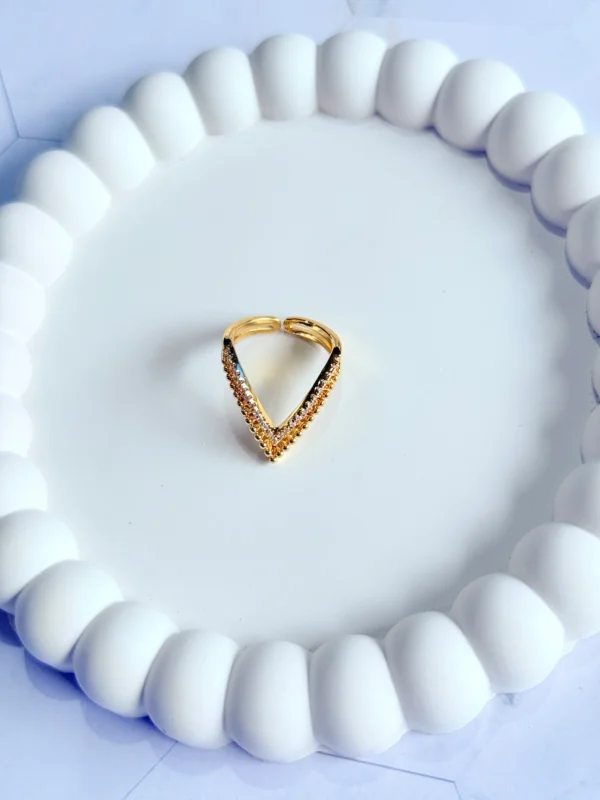 v-shaped-adjustable-ring
