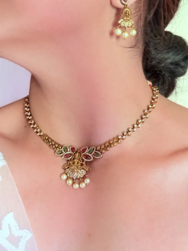 lakshmi-stone-necklace-set