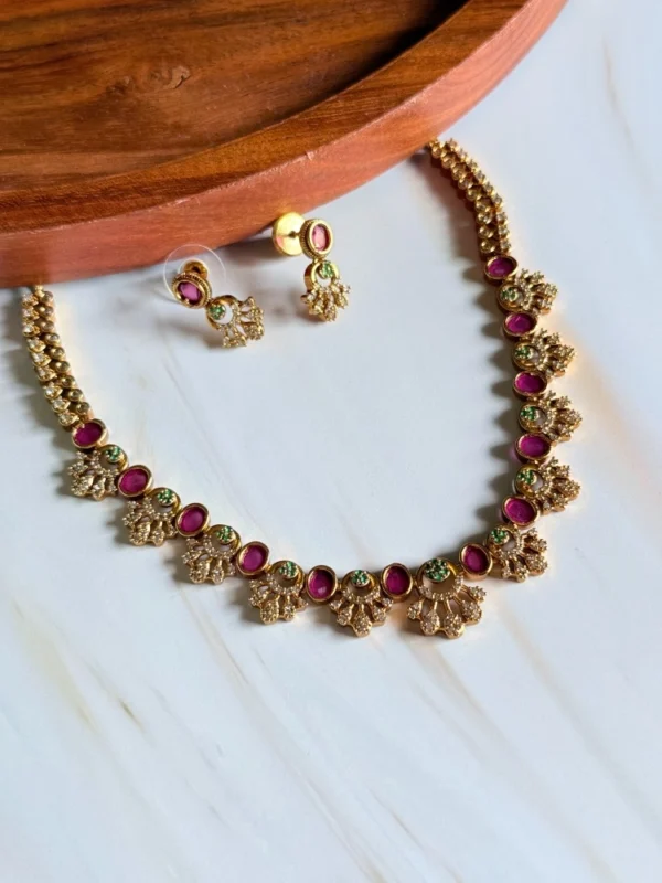 pink-green-stone-necklace-set