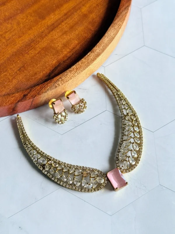 pink-stone-choker-set