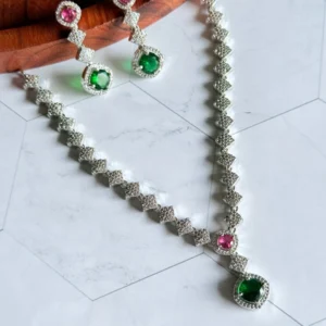 silver-ad-necklace-set