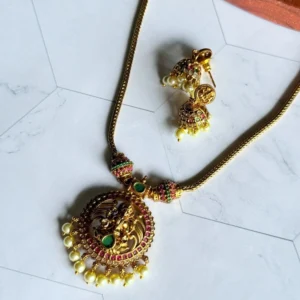 traditional-pendant-choker-set