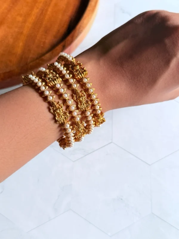 traditional-bangles-set