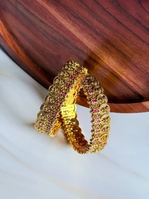 mahalakshmi-golden-bangle-pair