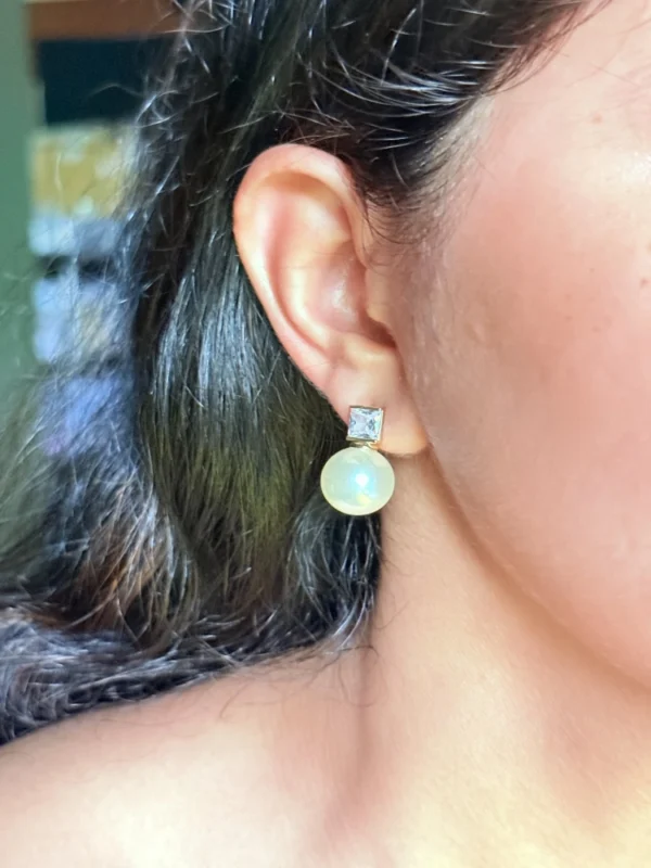 western-white-pearl-earrings