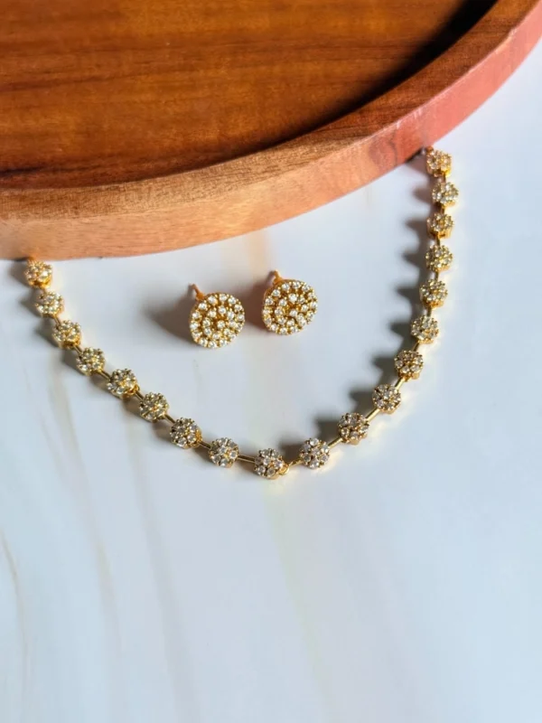 white-stone-necklace-set