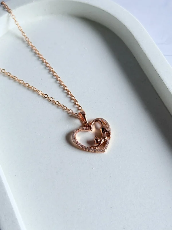 kitty-stone-pendant-necklace