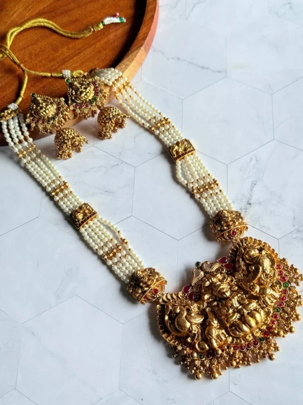 lakshmi-pearl-necklace-set
