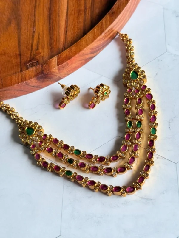 three-layered-necklace-set