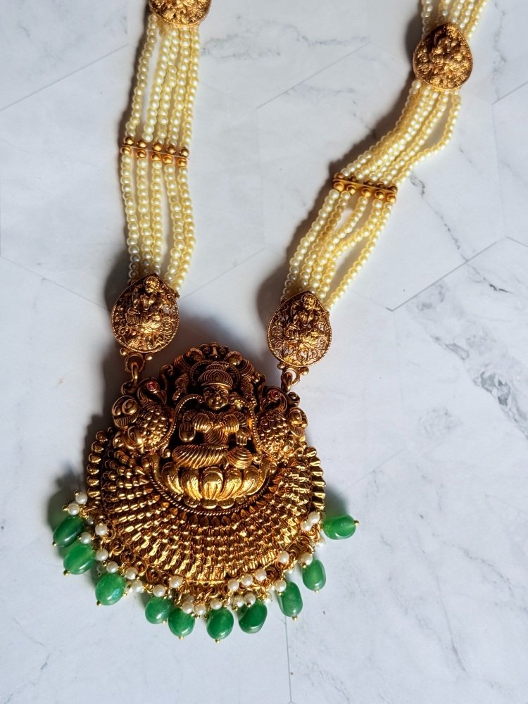 green-lakshmi-necklace-set