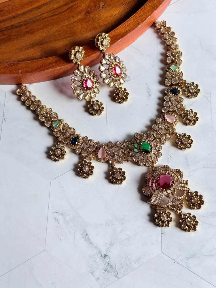 multicolor-gorgeous-ad-set