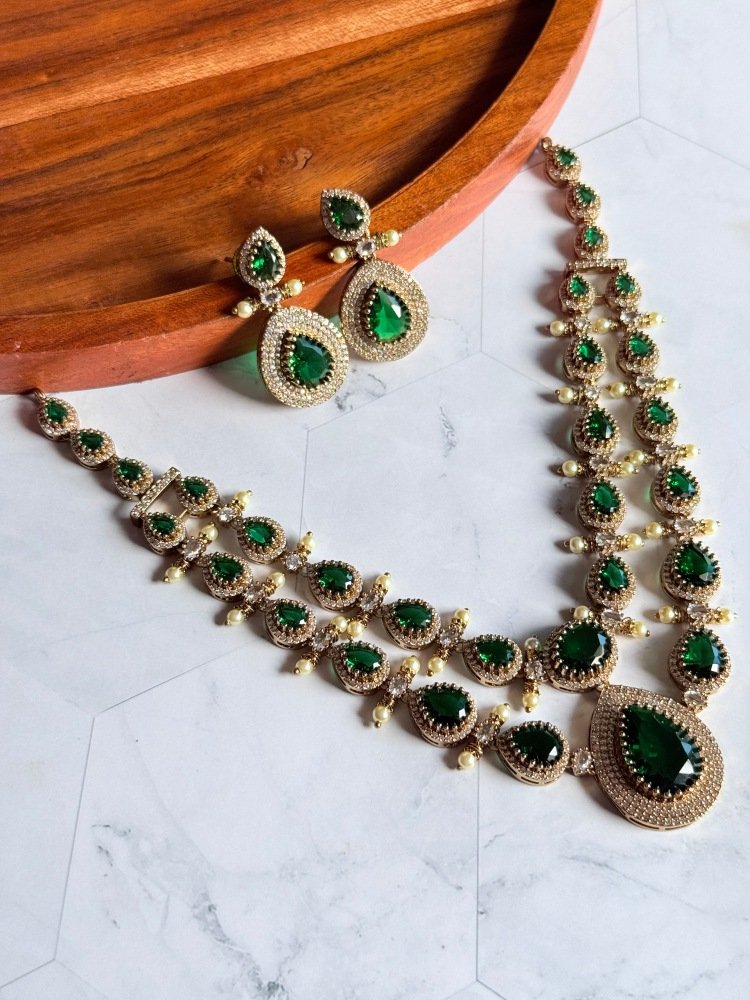 dual-layered-ad-necklace-set