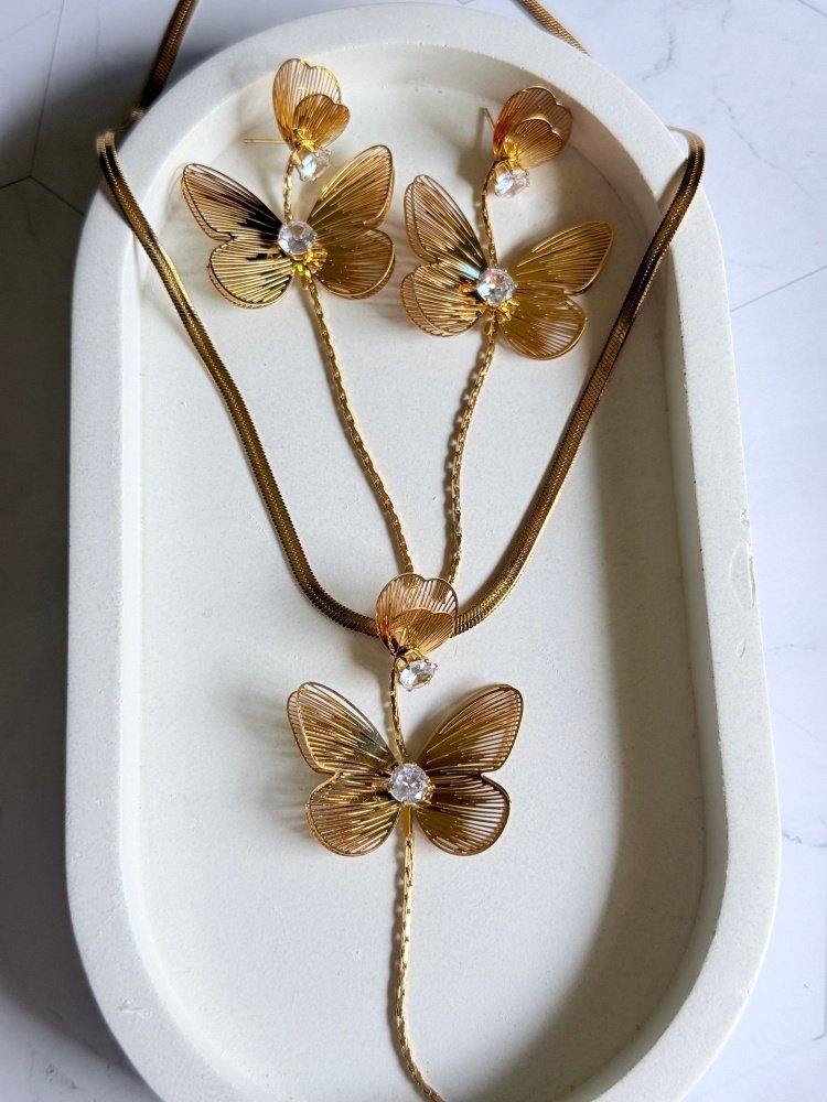 butterfly-chain-snake-necklace-set