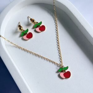 cute-strawberry-necklace-set
