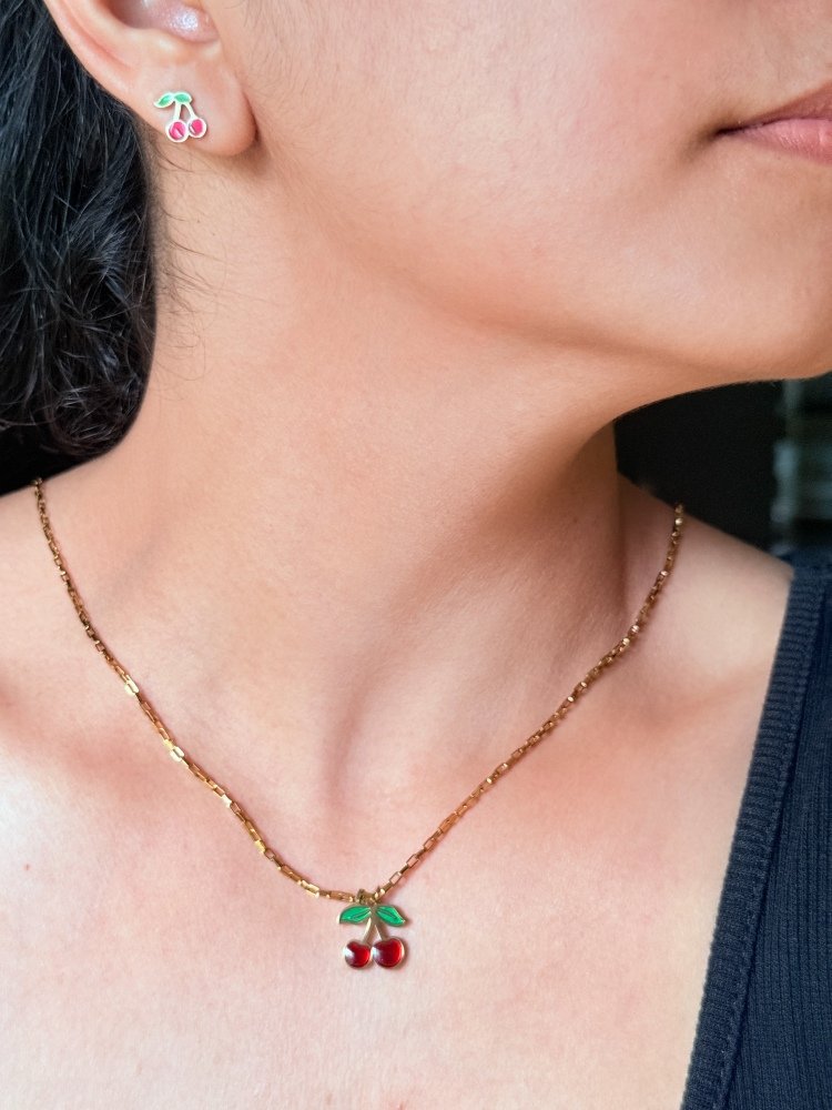 cute-cherry-pendant-necklace-set