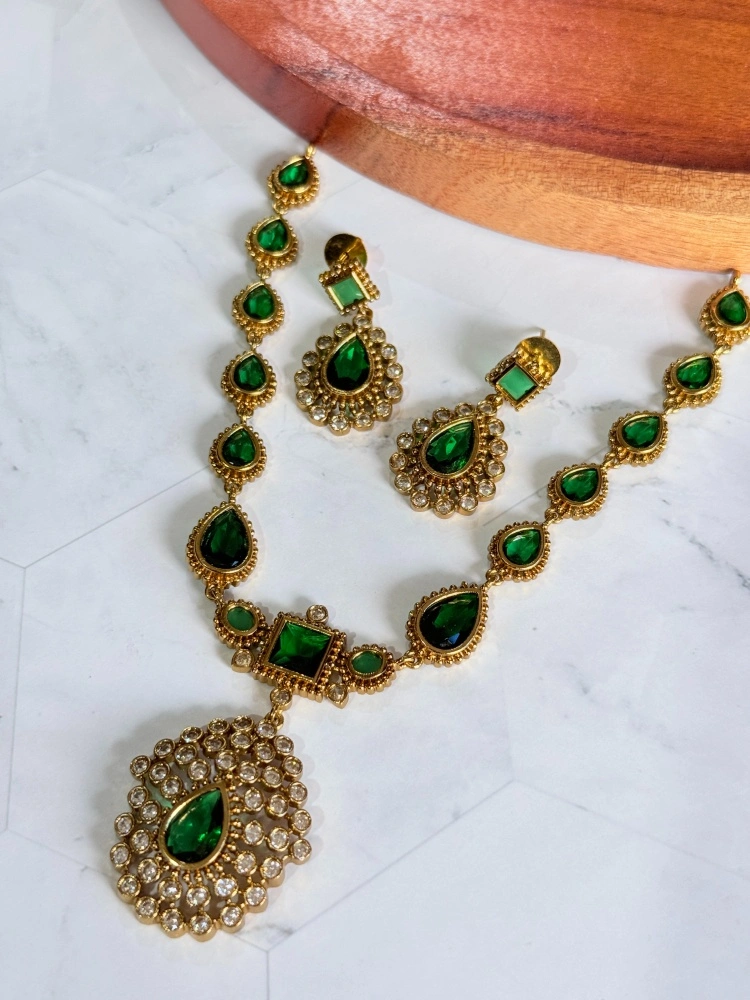 traditional-green-ad-set