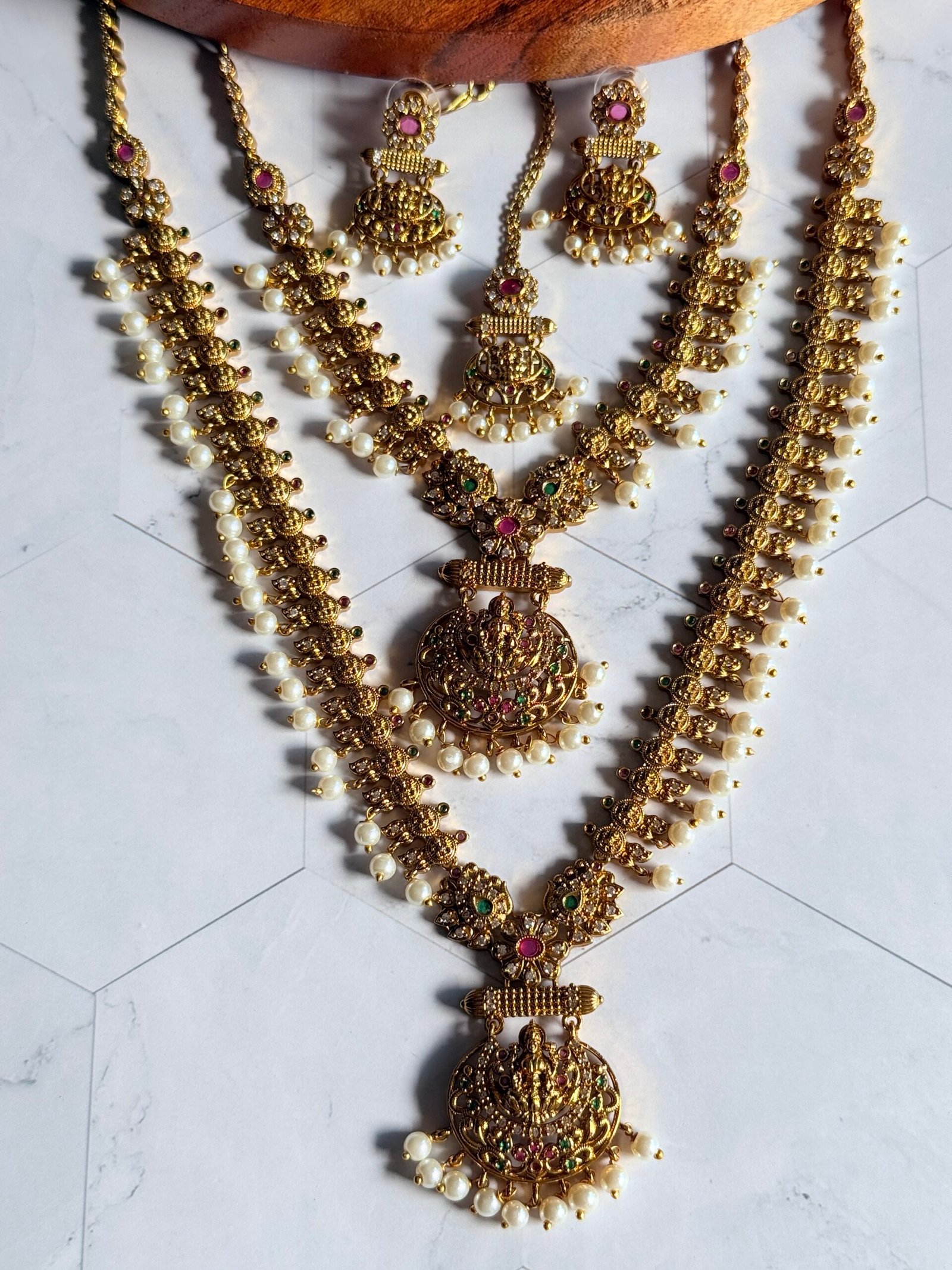 temple-wedding-necklace-set