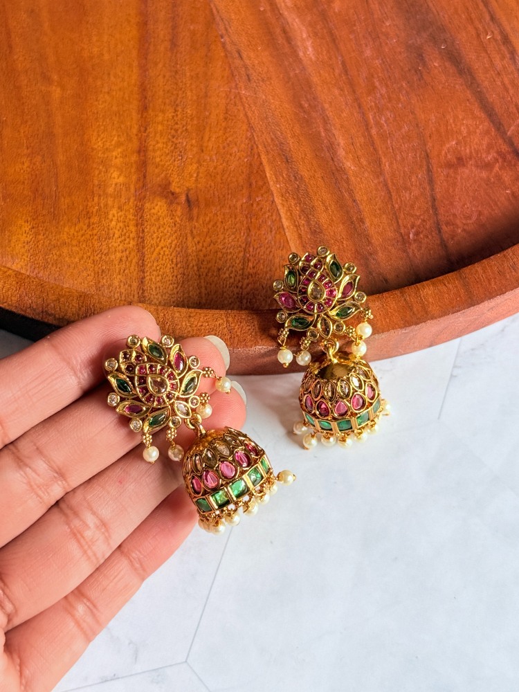 temple-mid-size-jhumkas