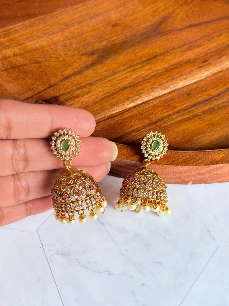 unique-ad-traditional-jhumkas