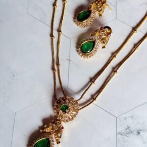 green-dual-layer-sleek-necklace