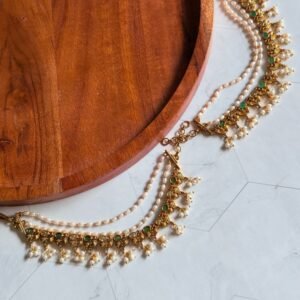 green-white-kaan-chains