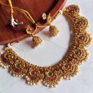 antique-temple-necklace