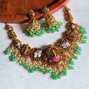 premium-painted-necklace-set