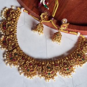 traditional-pearl-choker-set