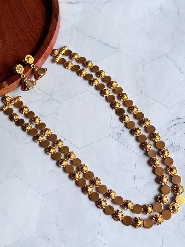 double-layered-necklace-set