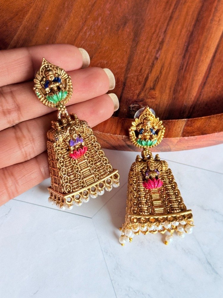 temple-painted-jhumkas
